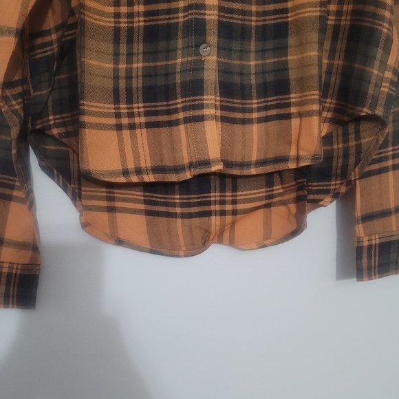 Wild fable pumpkin plaid cropped woven womens shirt  size Medium NWT - Picture 3 of 10